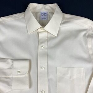 Brooks Brothers Dress Shirt Mens 16-34 Pale Yellow Regent No Iron